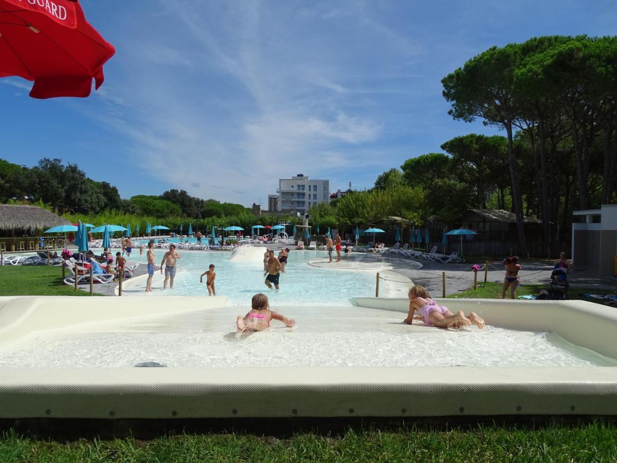 Estivo Premium Deluxe Mobile Homes On Camping Malibu Beach Лидо-ди-Езоло Экстерьер фото