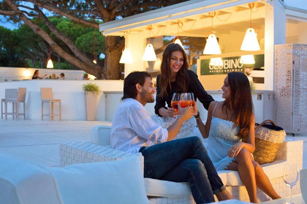 Estivo Premium Deluxe Mobile Homes On Camping Malibu Beach Лидо-ди-Езоло Экстерьер фото