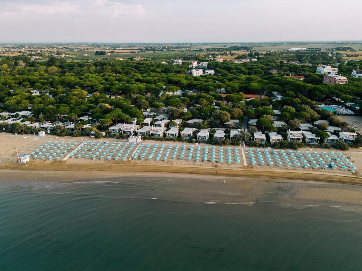 Estivo Premium Deluxe Mobile Homes On Camping Malibu Beach Лидо-ди-Езоло Экстерьер фото