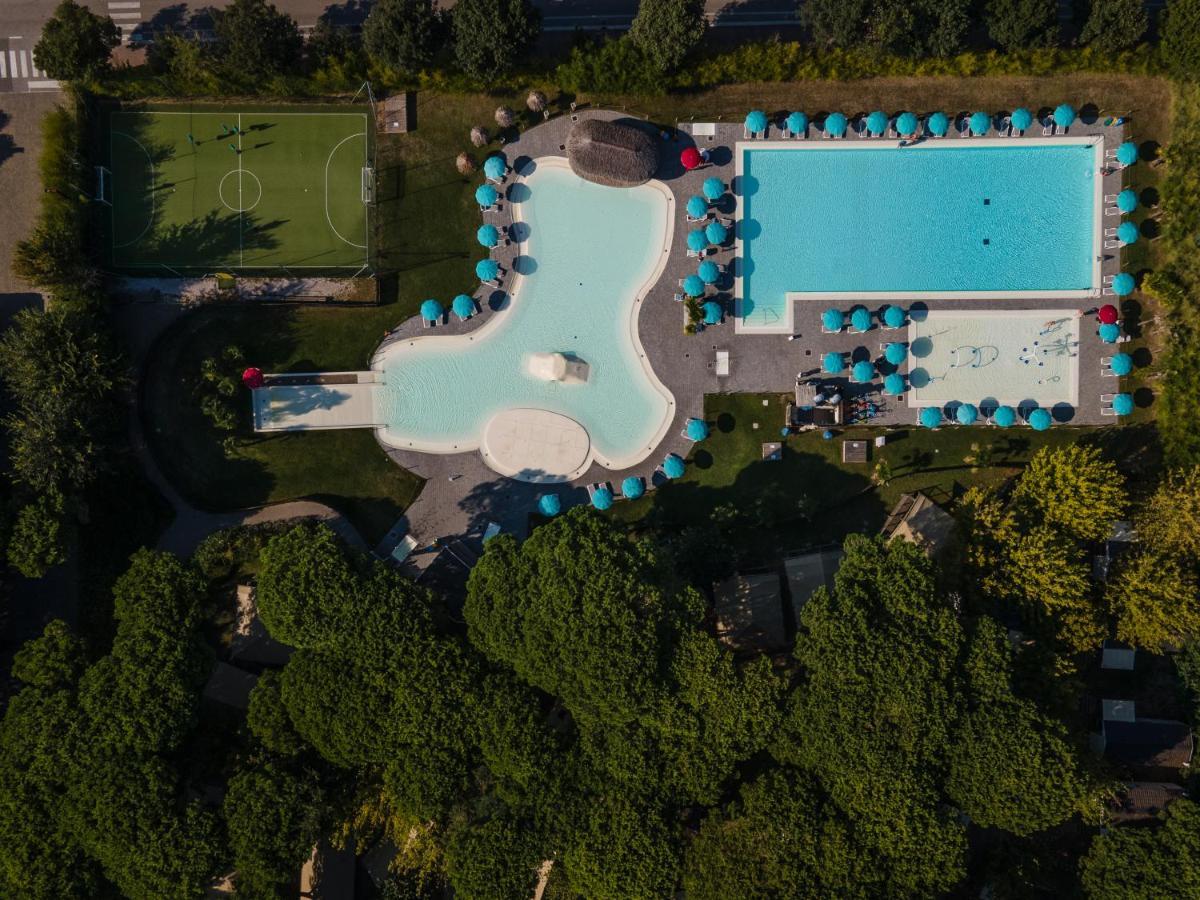 Estivo Premium Deluxe Mobile Homes On Camping Malibu Beach Лидо-ди-Езоло Экстерьер фото