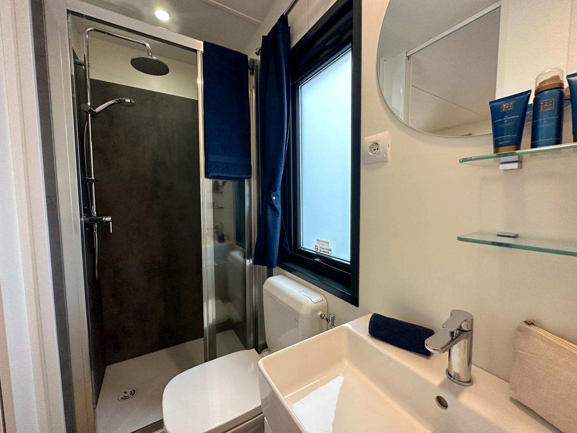 Estivo Premium Deluxe Mobile Homes On Camping Malibu Beach Лидо-ди-Езоло Экстерьер фото