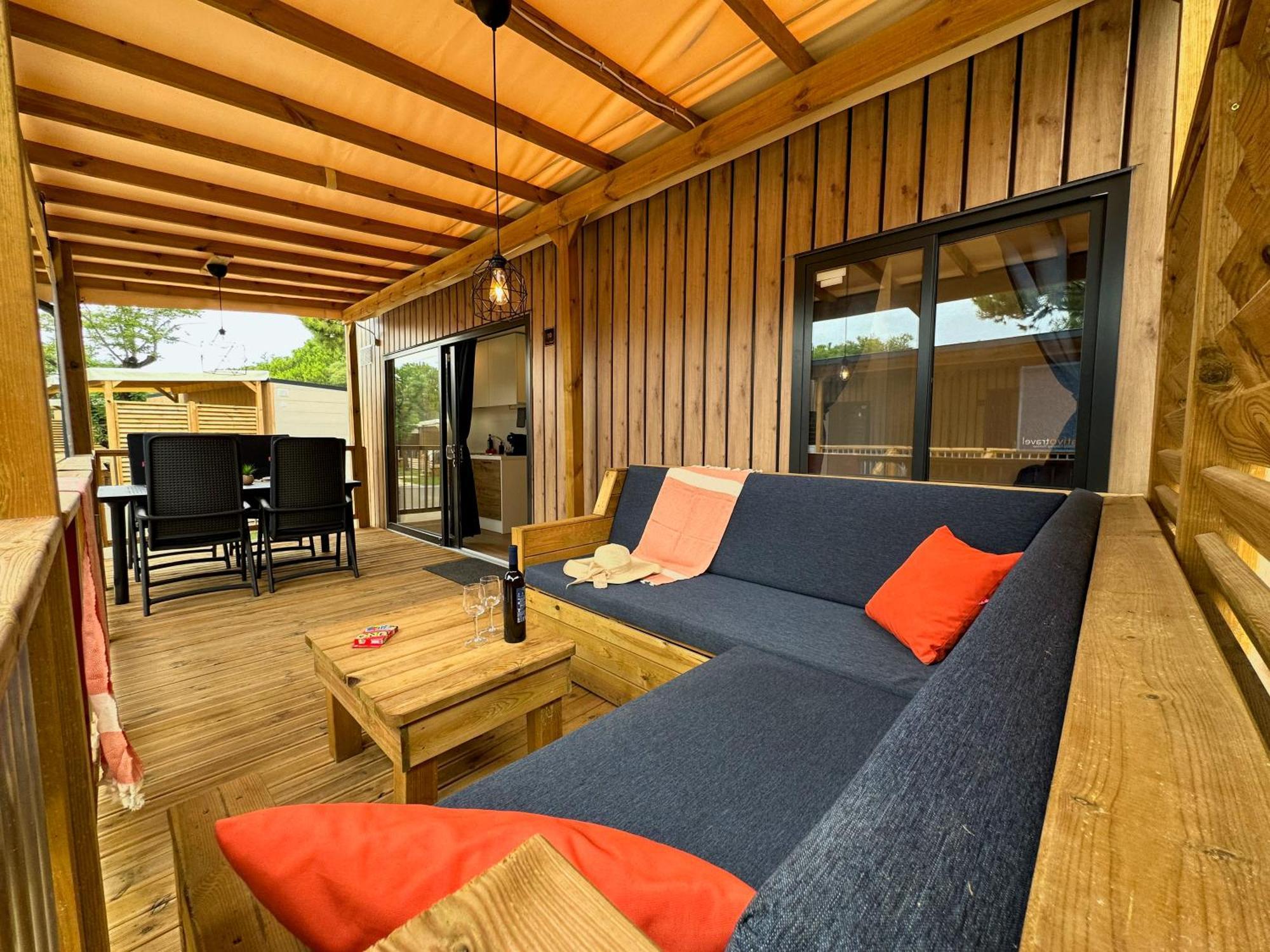 Estivo Premium Deluxe Mobile Homes On Camping Malibu Beach Лидо-ди-Езоло Экстерьер фото