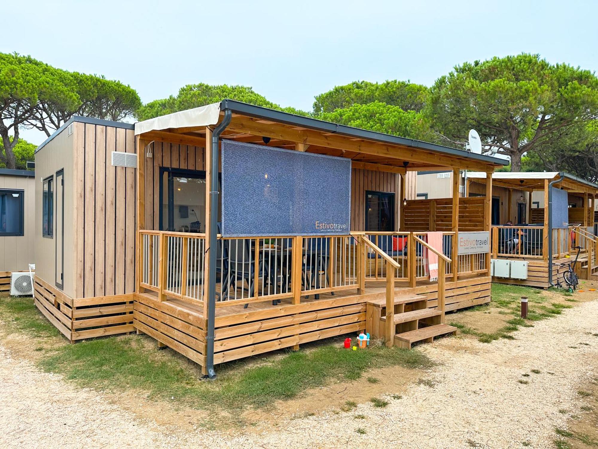 Estivo Premium Deluxe Mobile Homes On Camping Malibu Beach Лидо-ди-Езоло Экстерьер фото